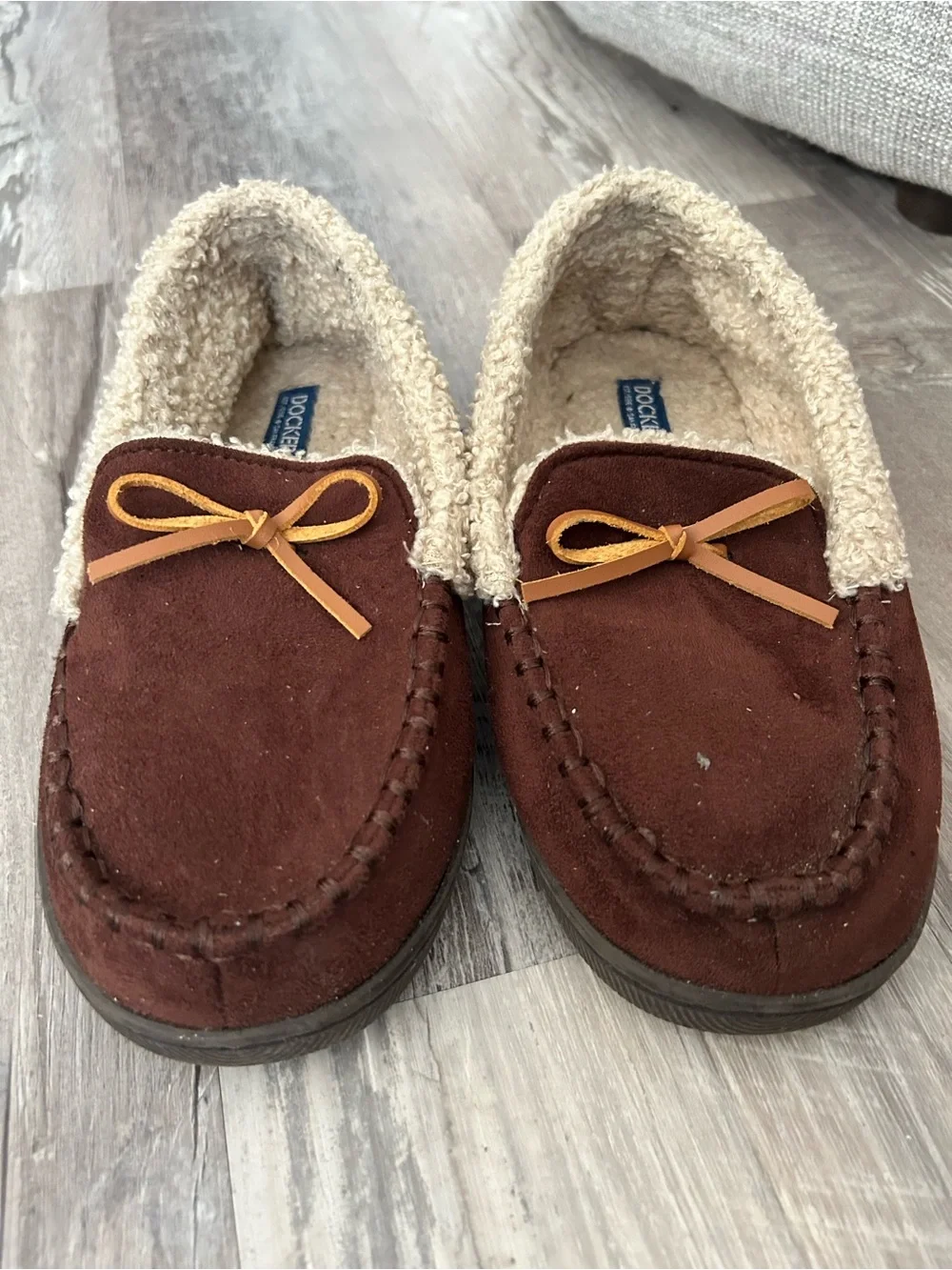 Dockers Kids Brown Faux-Suede Sherpa Lined Slippers with Tan Bow
